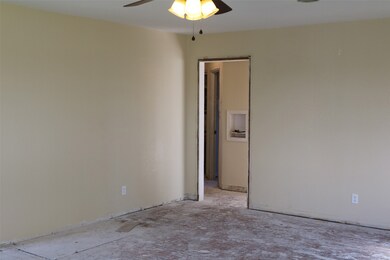 3015 8th St, Bay City, TX 77414 - photo 7