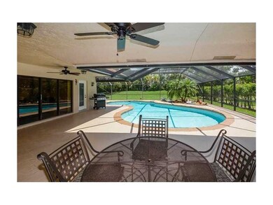 1023 Creekford Dr, Weston, FL 33326 - photo 2