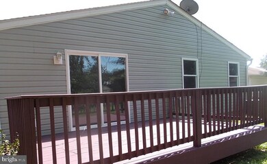 306 Mardo Ave, Halethorpe, MD 21227 - photo 2