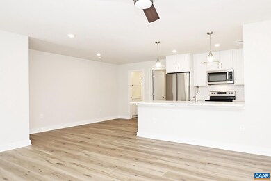 956 Belvedere Way unit B, Charlottesville, VA 22901 - photo 5