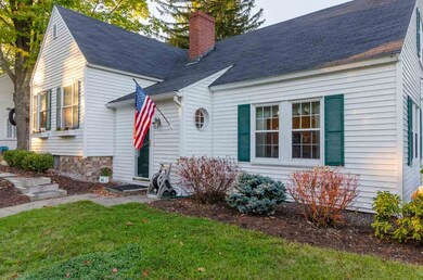 2 Hillcrest Cir, Nashua, NH 03064 - photo 2