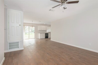 5922 Patridge Dr, Pearland, TX 77584 - photo 3