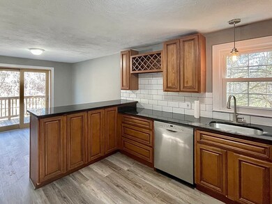 275 Cocasset St unit 275, Foxborough, MA 02035 - photo 2