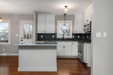 602 N 2nd Terrace Ct, Lansing, KS 66043 - photo 2