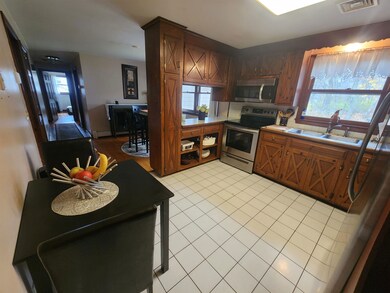 1 Olde Coach Rd, Derry, NH 03038 - photo 7