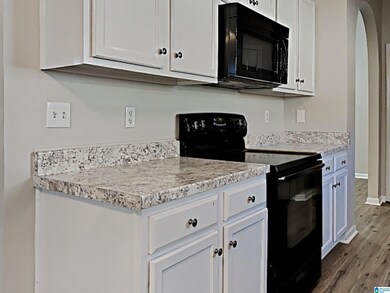 1008 Kerry Dr, Calera, AL 35040 - photo 7