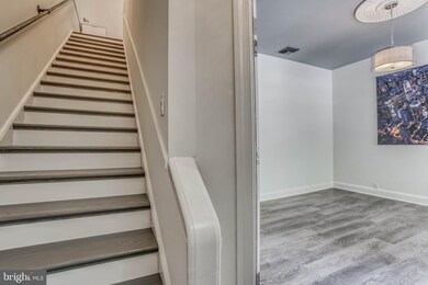 507 Park Ave, Baltimore, MD 21201 - photo 3