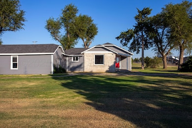 1105 Main St, Panhandle, TX 79068 - photo 3