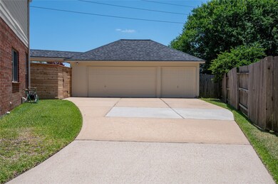 11703 Newlands Ct, Tomball, TX 77377 - photo 3