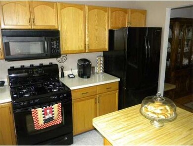 25 Lamplighter Ln unit 25, South Easton, MA 02375 - photo 6