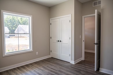 8441 Oak Shade Cir, Davison, MI 48423 - photo 7