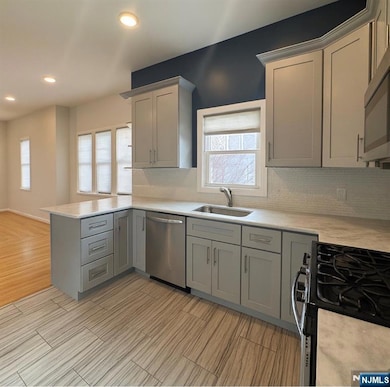 74 Laurel St, Ridgefield Park, NJ 07660 - photo 6