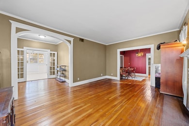 1006 Maple St, Lockhart, TX 78644 - photo 3