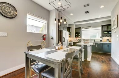 3108 Baer St, Houston, TX 77020 - photo 7