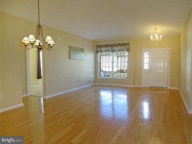 618 Bellflower Rd unit V229, Langhorne, PA 19047 - photo 5