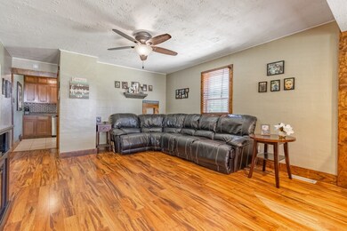 4421 N Carola Ct, Peoria, IL 61615 - photo 6