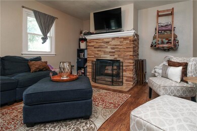 4707 SW 6th St, Des Moines, IA 50315 - photo 5