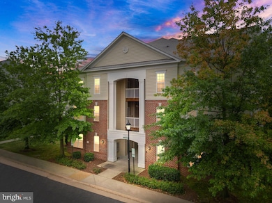 22655 Blue Elder Terrace unit 304, Ashburn, VA 20148 - photo 4