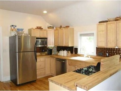 24 Williams Ave, Brockton, MA 02302 - photo 2