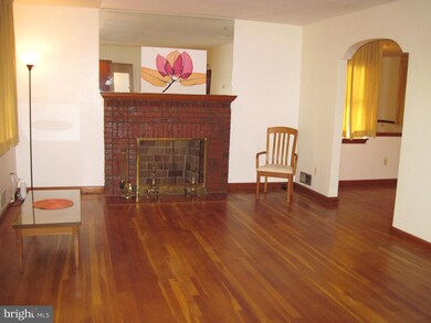 829 Cox Ave, Hyattsville, MD 20783 - photo 4