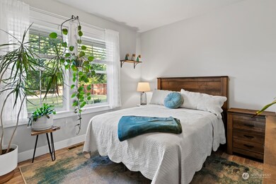 14027 Rainier View Ln SE, Yelm, WA 98597 - photo 7