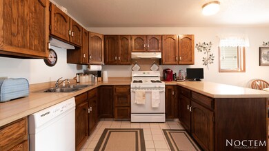 2845 Warwick Loop 16.9-10