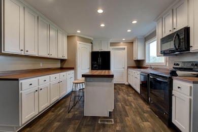 1754 Bedford Rd, Jeffersonville, KY 40337 - photo 6