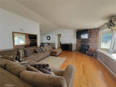 17106 Forest Hills Dr, Victorville, CA 92395 - photo 6