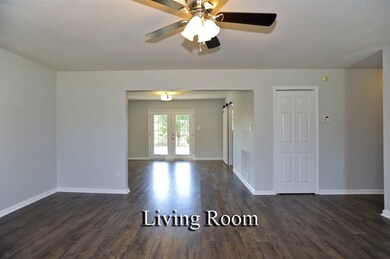 415 Regalwood Dr, Jacksonville, NC 28546 - photo 6