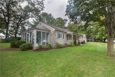 135 Park View Ave, Warwick, RI 02888 - photo 4