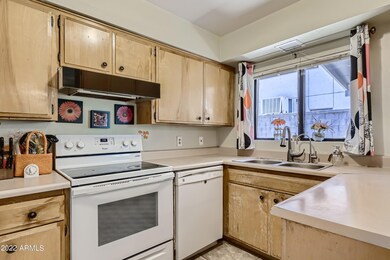 12 Kitchen