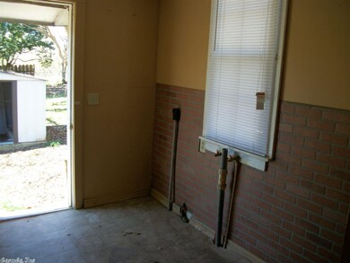 307 S Cumberland St, Sheridan, AR 72150 - photo 7