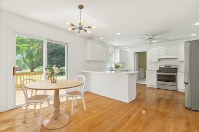 630 Maple Ct unit 2, Elburn, IL 60119 - photo 7