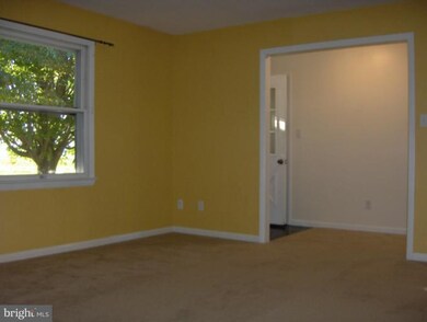 13913 Paradise Church Rd, Hagerstown, MD 21742 - photo 2
