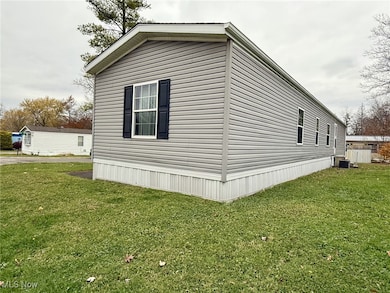 13 Wayne Ln, Chardon, OH 44024 - photo 4