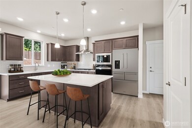 Heart of the home! Photo's are for representational purposes only. Colors and finishes may differ.