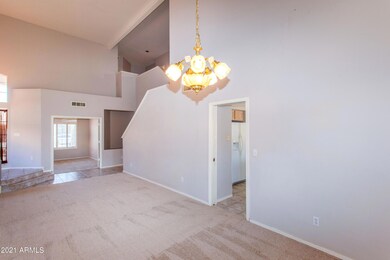 07 Dining Room