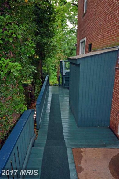 23 W Taylor Run Pkwy, Alexandria, VA 22314 - photo 3