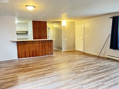 94244 3rd St, Gold Beach, OR 97444 - photo 2