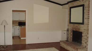 4462 Traveler's Rd, Jacksonville, FL 32210 - photo 5