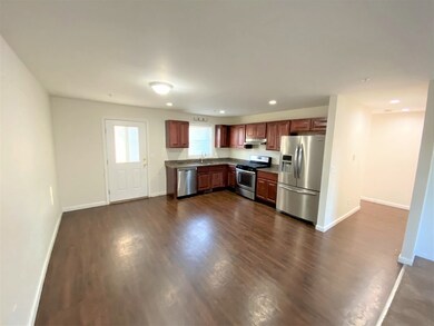 623 Andover St unit F, Lawrence, MA 01843 - photo 5