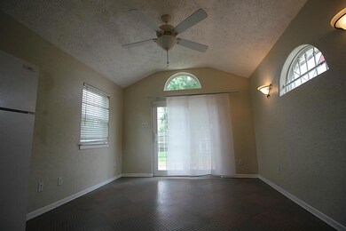 7019 Northleaf Dr, Houston, TX 77086 - photo 4