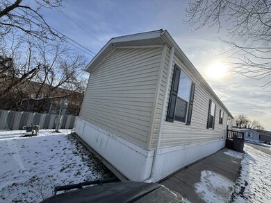 43230 E Morgan Ct unit 152, Harrison Township, MI 48045 - photo 5