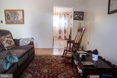 1111 Gondar Ave, Hyattsville, MD 20785 - photo 4