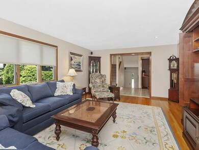 67 Edward Dr, Winchester, MA 01890 - photo 4