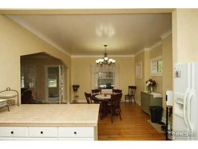 9' Ceilings