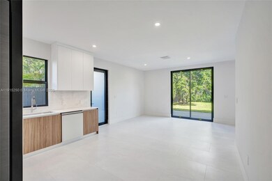 119 NE 118th St, Miami, FL 33161 - photo 7