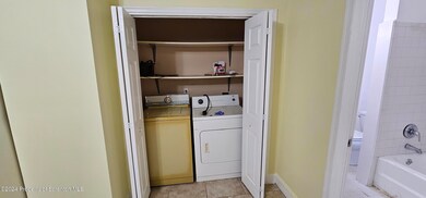 1149 W Locust St unit 1st floor, Scranton, PA 18504 - photo 3