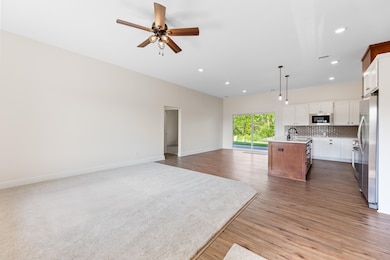 1208 Stutzman, Halstead, KS 67056 - photo 3