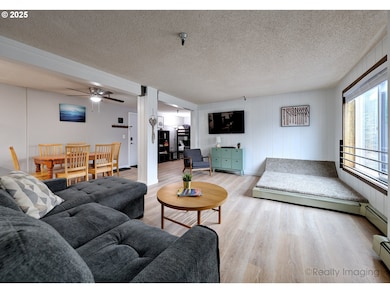 87557 E Government Camp Loop unit 204, Government Camp, OR 97028 - photo 5